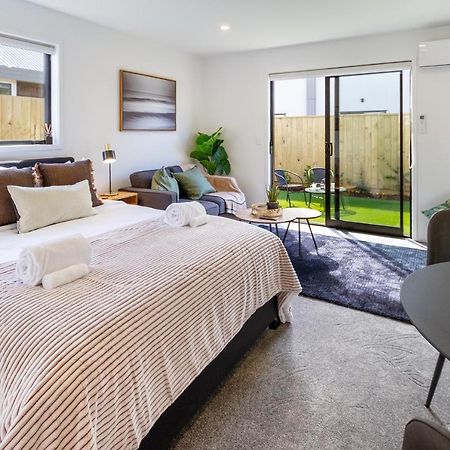 Serenity Getaway Christchurch Exterior photo